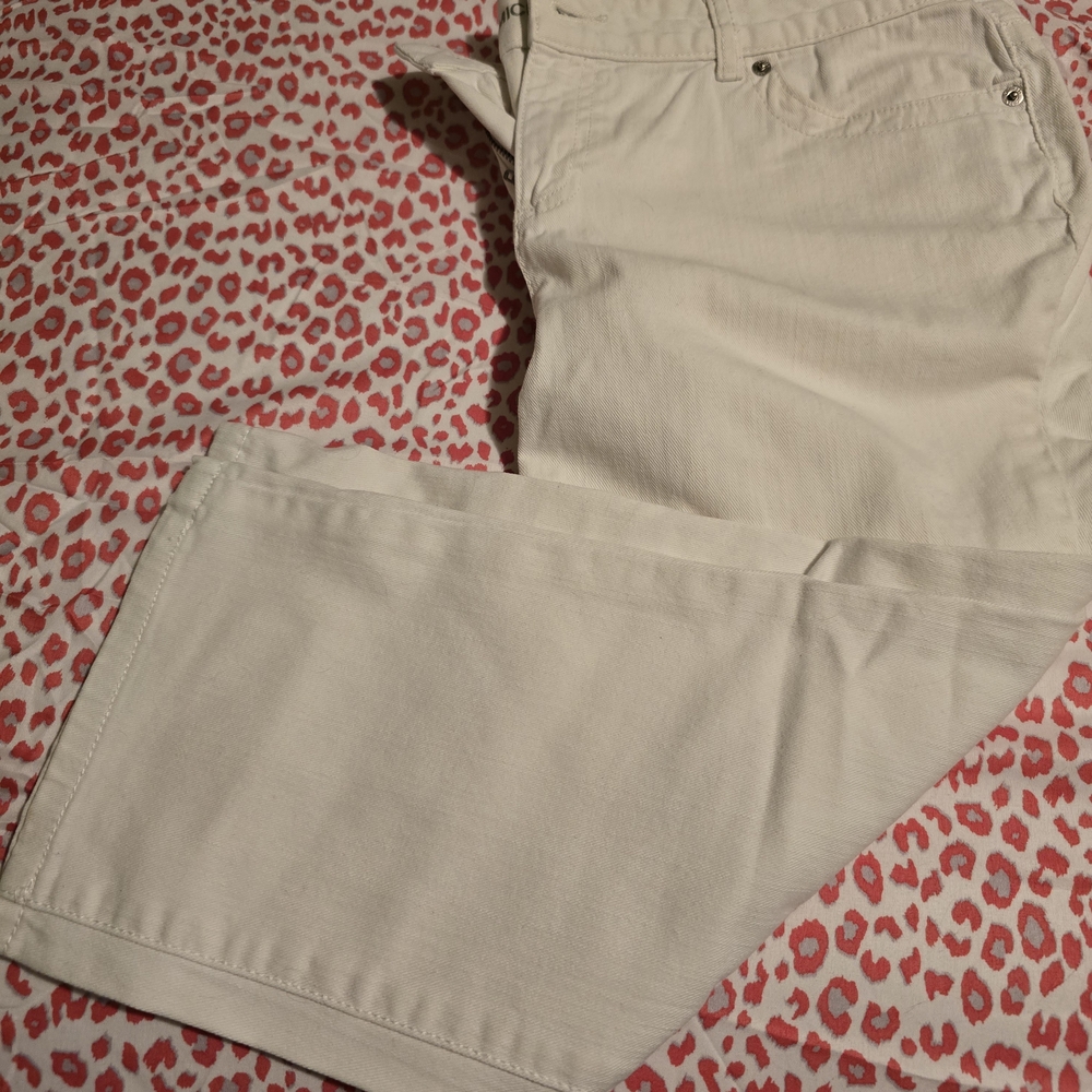 Michael Kors White Capri Pants
